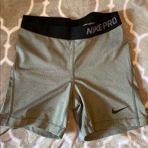 Nike | Pros Dri-fit